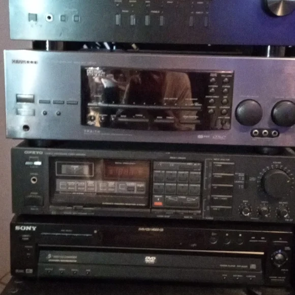 Home audio - Picture 2 of 2